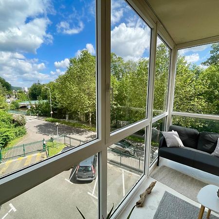 Appartement Avec Loggia Et Parking Prive Louviers Bagian luar foto